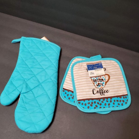 Coffee decor Oven Mitt Potholders, Turquoise, Everything Gets Better with Coffee - Picture 2 of 6